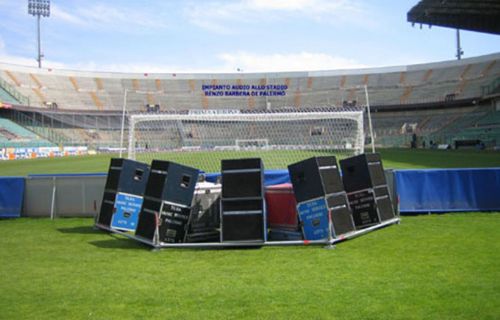 Impianto audio indirizzato in curva